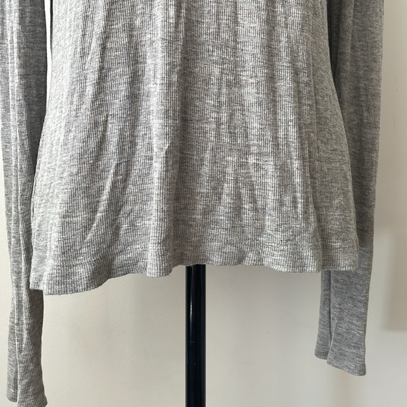 White + Warren Long Sleeve Turtle Neck Sweater - size L - Picture 3 of 11